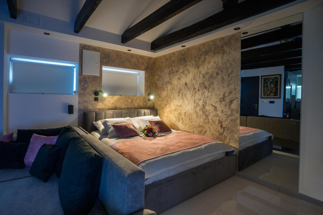 Studio Apartman Lenox 里耶卡 外观 照片